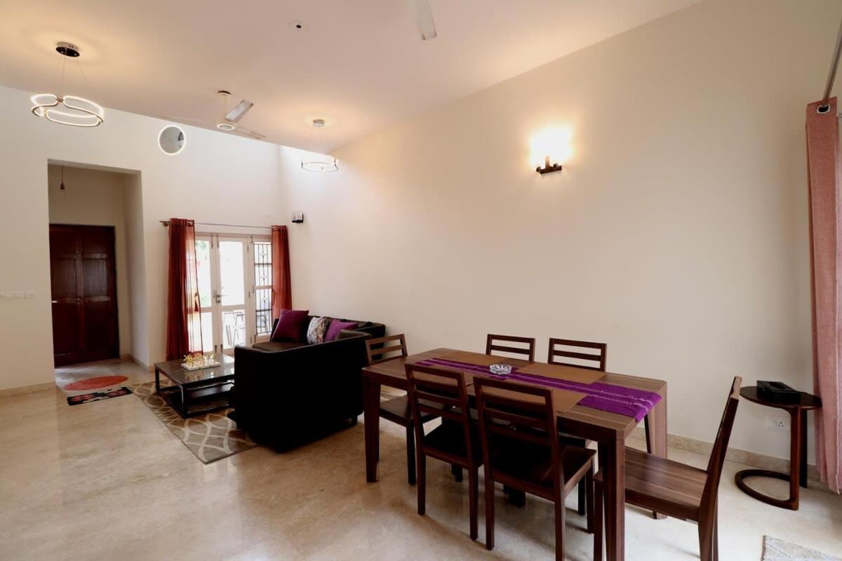 Welcome To Serenity-Luxury Villa At Prestige Augusta Golf Village 벵갈루루 외부 사진