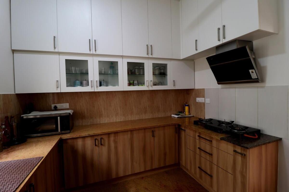 Welcome To Serenity-Luxury Villa At Prestige Augusta Golf Village 벵갈루루 외부 사진